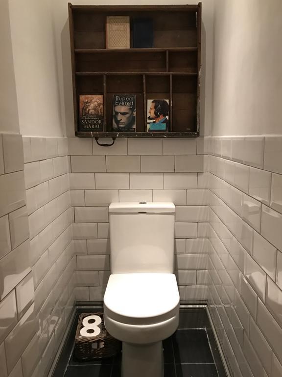 The Thief Hotel Bath Bagian luar foto